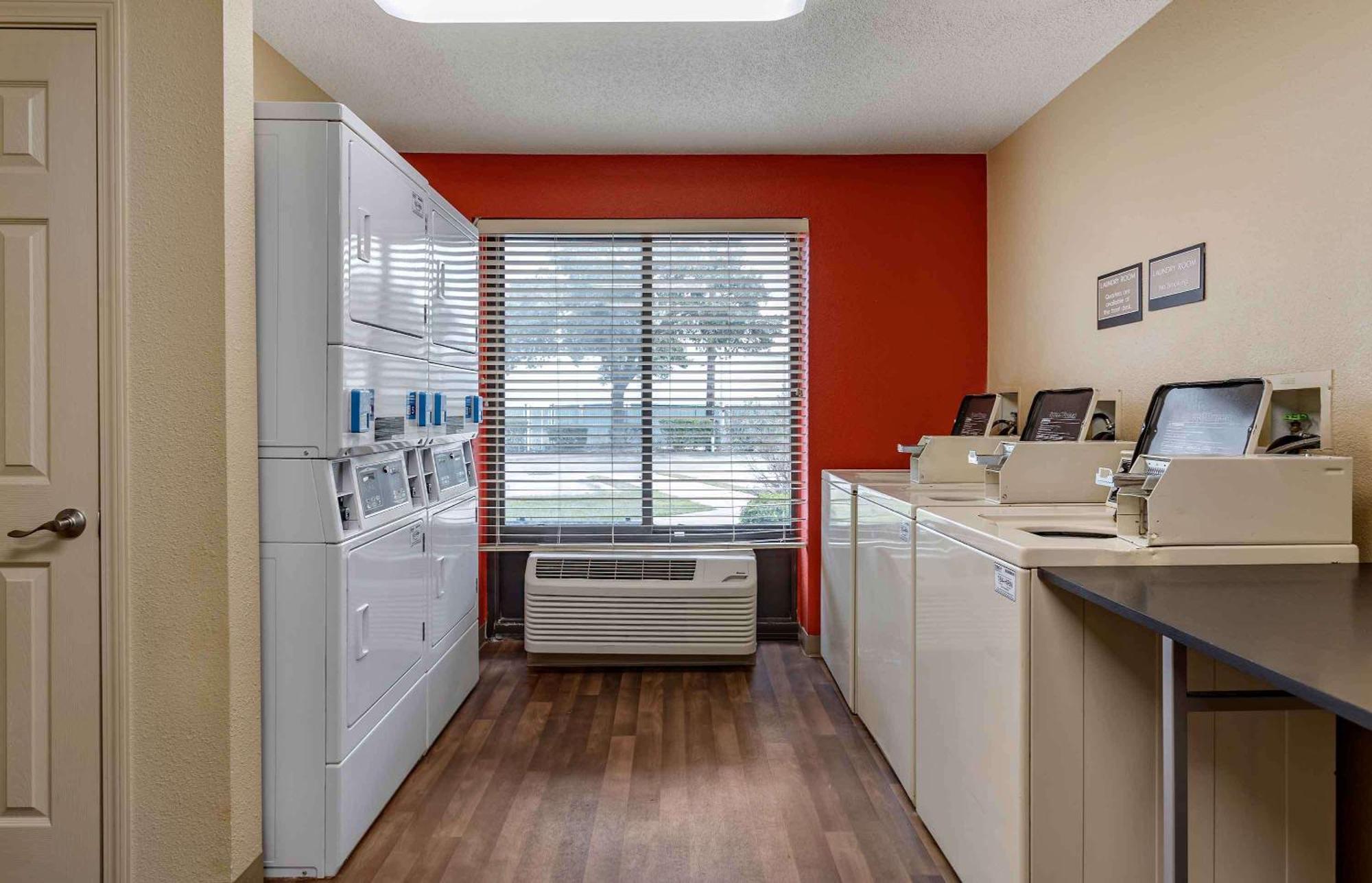 Extended Stay America Suites - Houston - Med Ctr - Nrg Park - Kirby Exteriör bild